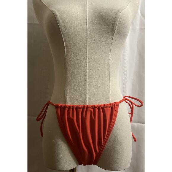 Sports Illustrated Swimsuit String Tie Side Bikini Bottom Flame Red Size L - Picture 2 of 15